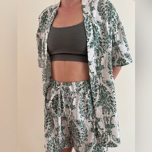 Green and White Patterned Kimono Cover Up Set